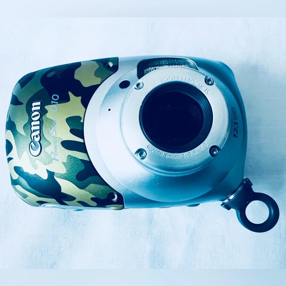 Canon Blue Underwater Photography Camera Near Mint Tested Working Conditions